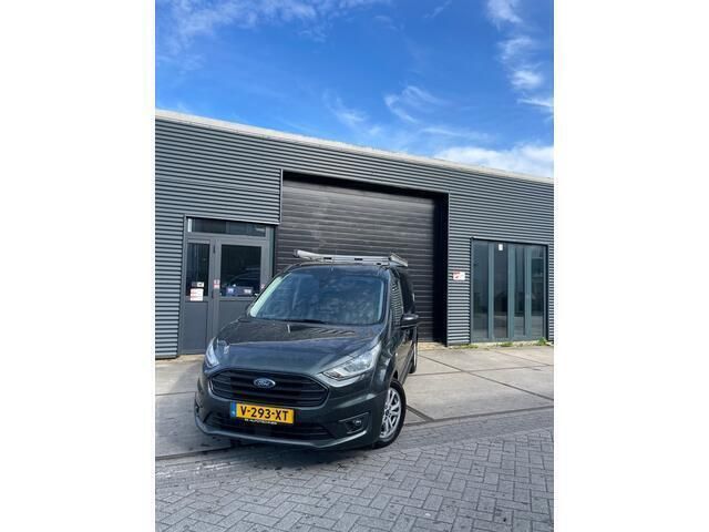 Grijs Gebruikt 2019 Ford Transit Trend Van | € 13.695 (Iets duurder) - Afbeelding 1/4