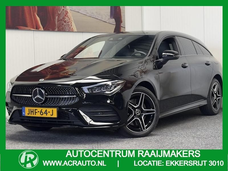 Zwart Occasion 2022 Mercedes E250 AMG line Stationwagen | € 32.935 (Eerlijke prijs) - Afbeelding 1/4