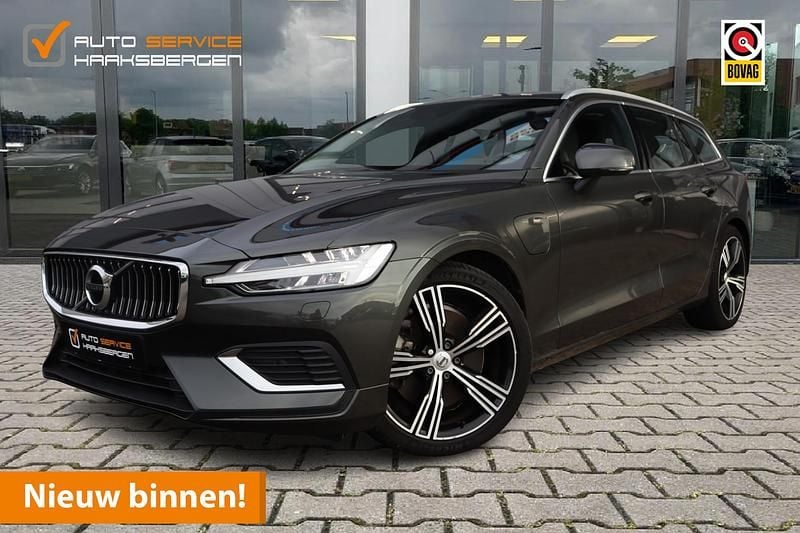 Groen Gebruikt 2021 Volvo V60 Inscription Stationwagen | € 31.900 (Goede deal) - Afbeelding 1/4
