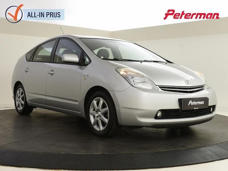 Grijs Gebruikt 2006 Toyota Prius Hatchback | € 8.499 (Iets duurder) - Afbeelding 1/4