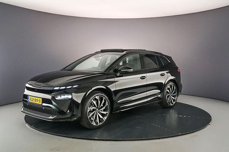 Zwart Gebruikt 2025 Skoda Enyaq iV SportLine SUV | € 54.900 - Afbeelding 1/4