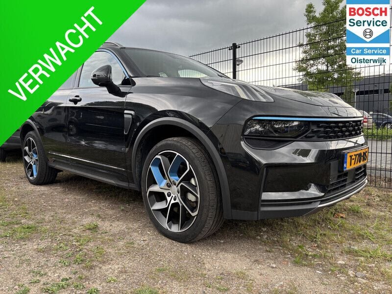 Zwart Gebruikt 2023 Lynk & Co 01 SUV | € 29.880 (Iets duurder) - Afbeelding 1/3