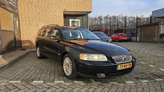 Occasion Volvo V70 Momentum 210 PK (154 kW) 2005 Zwart Stationwagen
