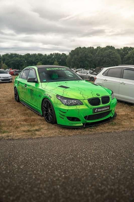 Groen Gebruikt 2007 BMW 530 Sedan | € 9.000 (Eerlijke prijs) - Afbeelding 1/4