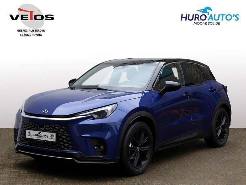 Blauw, metallic lak Gebruikt 2024 Lexus LBX SUV | € 43.900 (Eerlijke prijs) - Afbeelding 1/4
