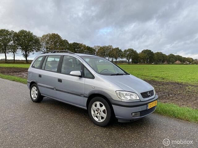 Grijs Gebruikt 2000 Opel Zafira Elegance MPV | € 999 (Super prijs) - Afbeelding 1/4