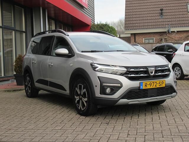 Occasion Dacia Jogger Comfort 93 PK (68 kW) 2022 Grijs MPV