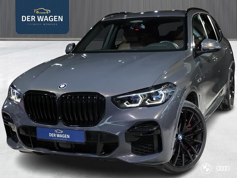 Grijs (metallic) Occasion 2022 BMW X5 M Sport SUV | € 61.900 (Eerlijke prijs) - Afbeelding 1/4