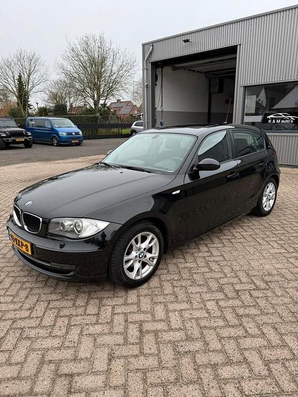 Occasion 2009 BMW 118 Hatchback | € 4.550 (Super prijs) - Afbeelding 1/4