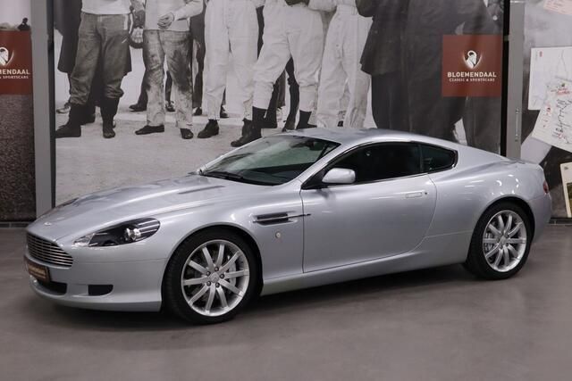 Zilver Gebruikt 2006 Aston Martin DB9 Coupé | € 56.500 - Afbeelding 1/4