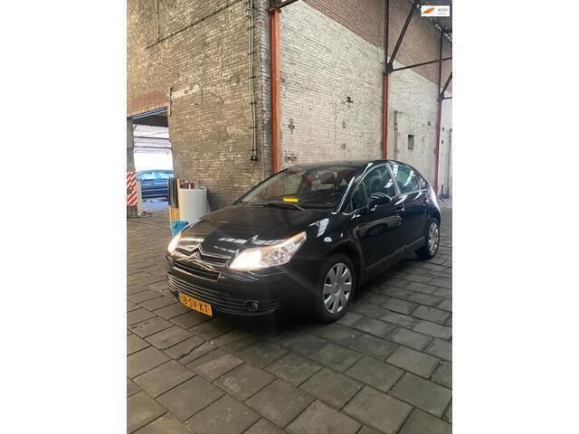 Zwart Gebruikt 2006 Citroën C4 Hatchback | € 1.200 (Eerlijke prijs) - Afbeelding 1/4