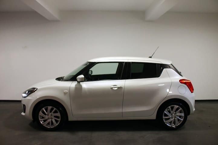 Occasion Suzuki Swift 83 PK (61 kW) 2021 Wit Hatchback