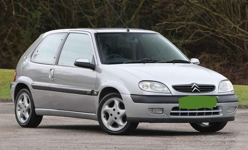 Gebruikt 2003 Citroën Saxo Hatchback | € 7.500 - Afbeelding 1/4