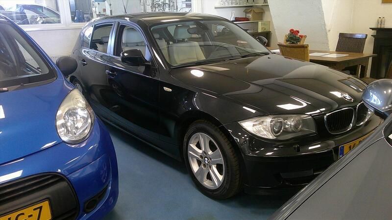 Zwart Gebruikt 2011 BMW 116 Efficient Dynamics Hatchback | € 8.250 (Duur) - Afbeelding 1/4