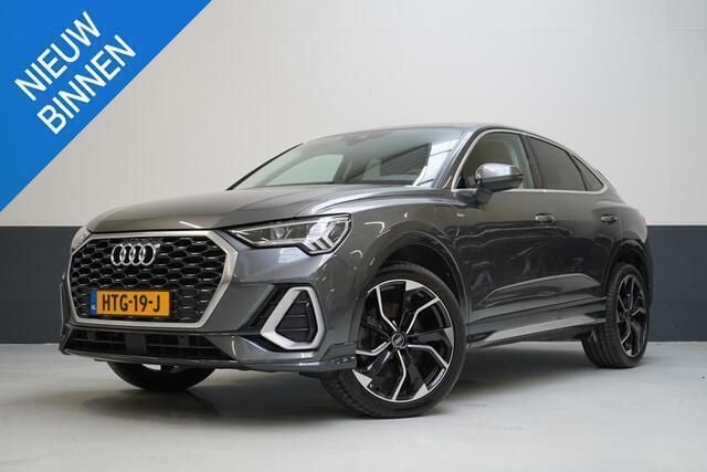 Grijs, metallic lak Gebruikt 2021 Audi Q3 Sportback S-Line SUV | € 33.195 (Goede deal) - Afbeelding 1/4