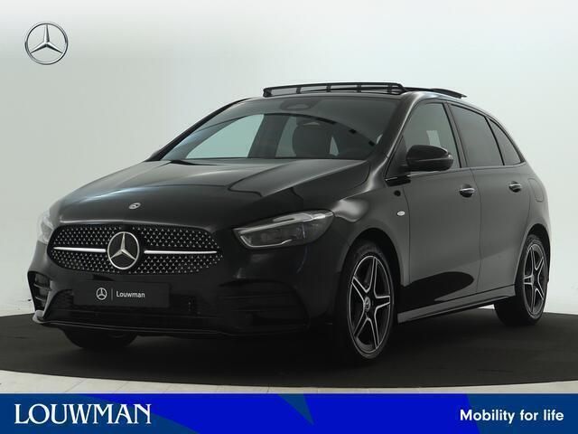 Zwart Nieuw 2025 Mercedes B250 Business MPV | € 54.088 - Afbeelding 1/4
