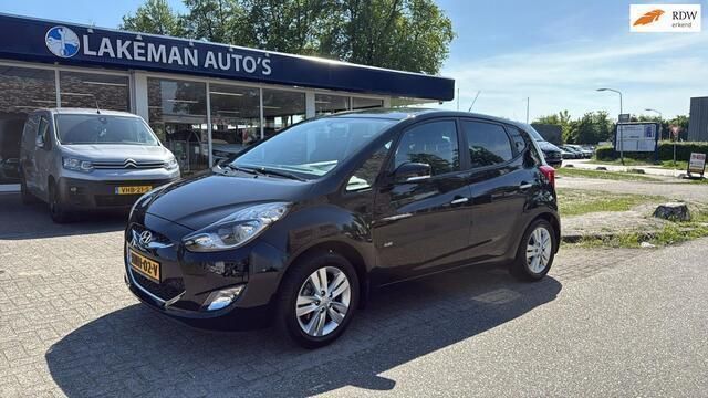 Zwart Gebruikt 2014 Hyundai ix20 Blackline Hatchback | € 15.950 - Afbeelding 1/4
