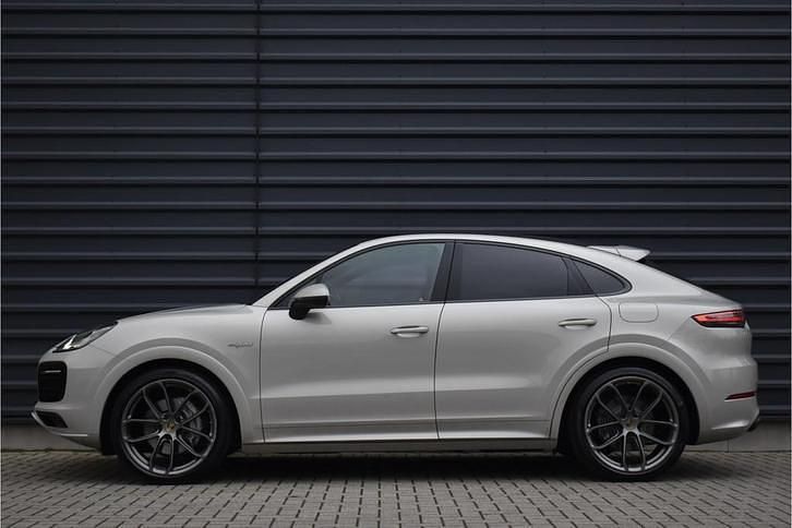 Occasion Porsche Cayenne Sport 462 PK (339 kW) 2020 Grijs (metallic) SUV