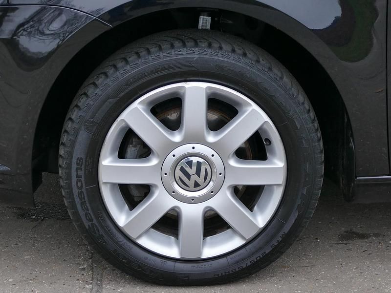 Occasion VW Touran Comfortline 2023 Zwart MPV