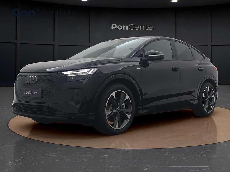 Zwart Nieuw 2025 Audi Q4 Sportback e-tron Comfort SUV | € 58.610 (Eerlijke prijs) - Afbeelding 1/4