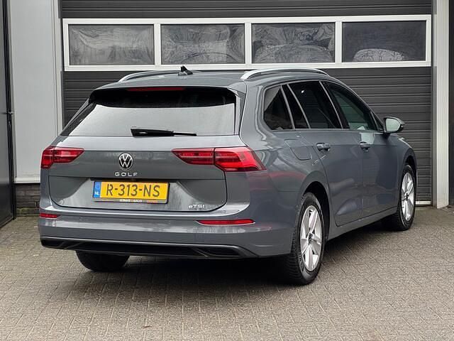 Occasion VW Golf VIII Life 110 PK (80 kW) 2021 Grijs Stationwagen