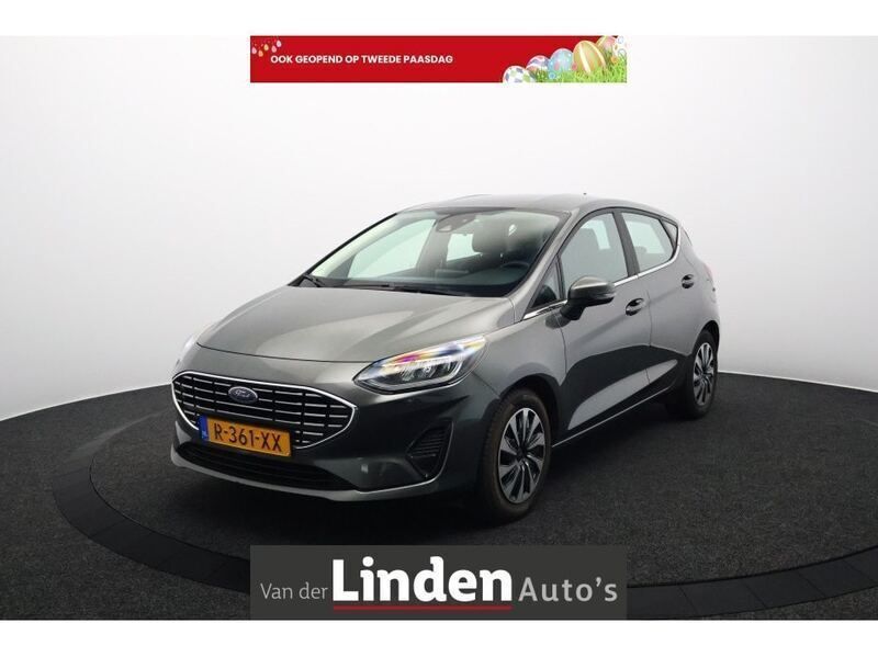 Grijs Gebruikt 2022 Ford Fiesta Titanium Hatchback | € 14.750 (Super prijs) - Afbeelding 1/4