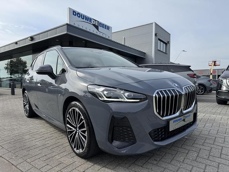 Grijs Gebruikt 2024 BMW 225 Active Tourer M Sport MPV | € 38.950 (Super prijs) - Afbeelding 1/4