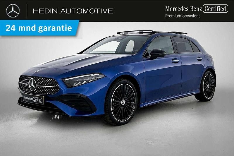 Occasion Mercedes A250 AMG line 218 PK (160 kW) 2024 Blauw Hatchback