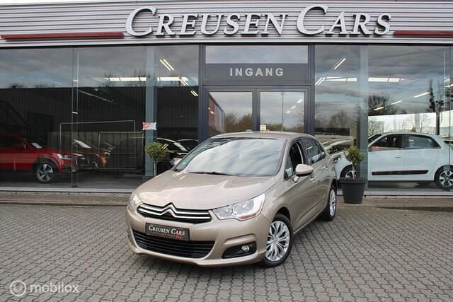 Beige Occasion 2012 Citroën C4 Tendance Hatchback | € 4.950 (Eerlijke prijs) - Afbeelding 1/4