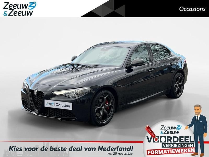 Zwart Gebruikt 2019 Alfa Romeo Giulia Tech Edition Sedan | € 28.440 (Eerlijke prijs) - Afbeelding 1/4
