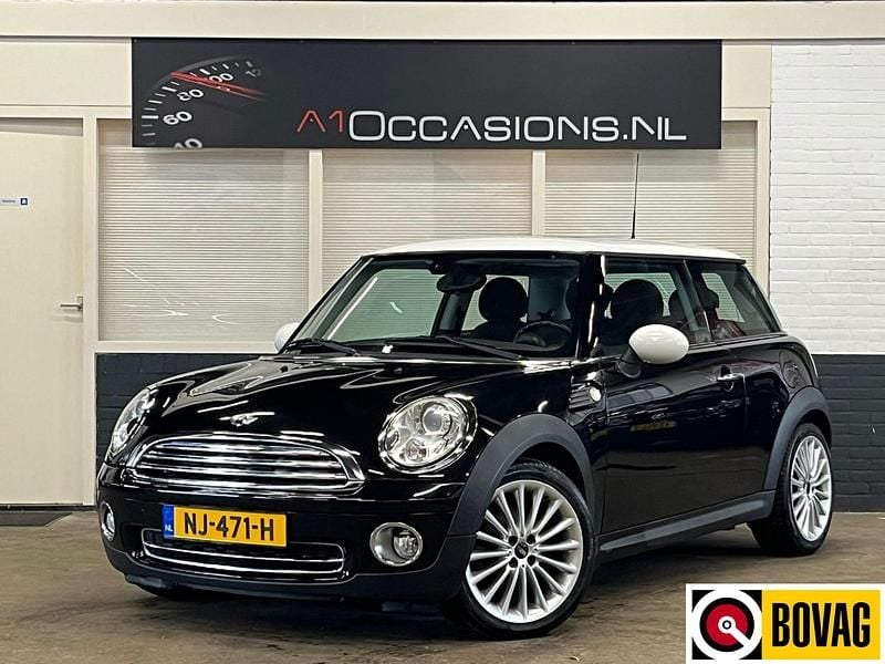 Zwart Gebruikt 2009 Mini Cooper Chili Hatchback | € 5.995 (Eerlijke prijs) - Afbeelding 1/4