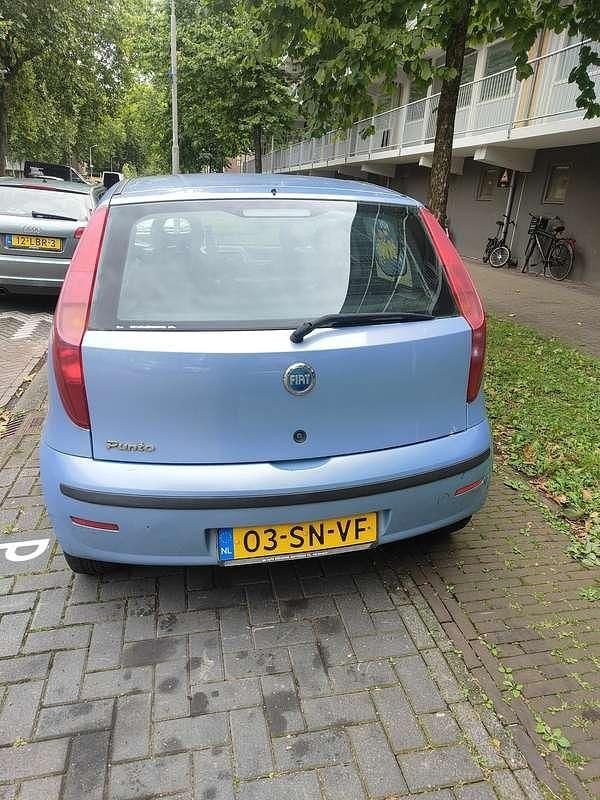 Blauw Gebruikt 2006 Fiat Punto Classica Hatchback | € 600 (Goede deal) - Afbeelding 1/4