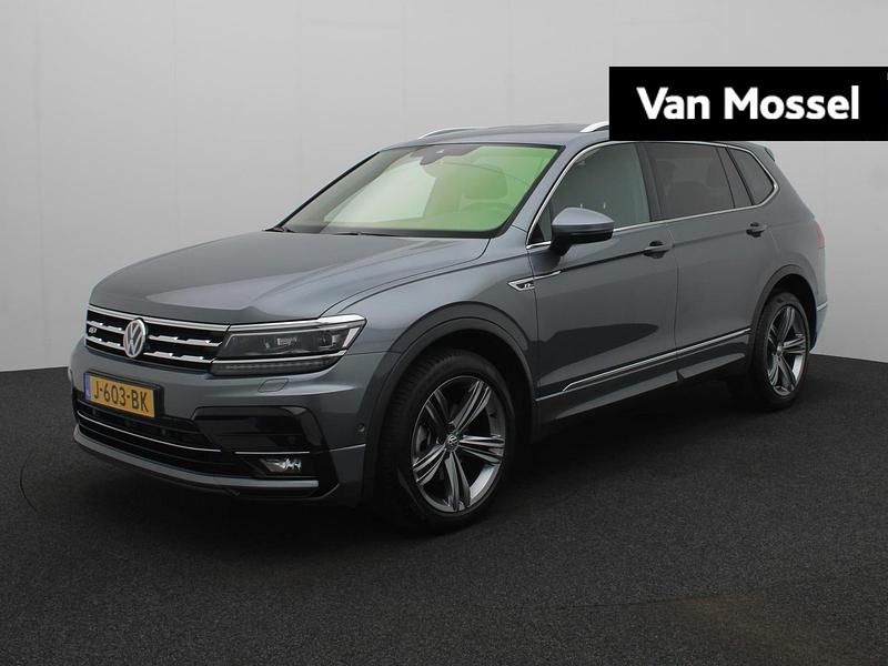 Grijs Occasion 2020 VW Tiguan Allspace Highline SUV | € 30.900 (Eerlijke prijs) - Afbeelding 1/4