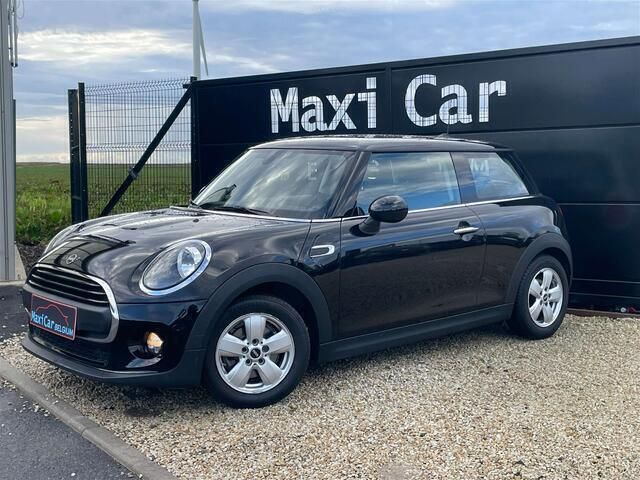 Zwart Gebruikt 2019 Mini ONE Hatchback | € 14.990 (Eerlijke prijs) - Afbeelding 1/4