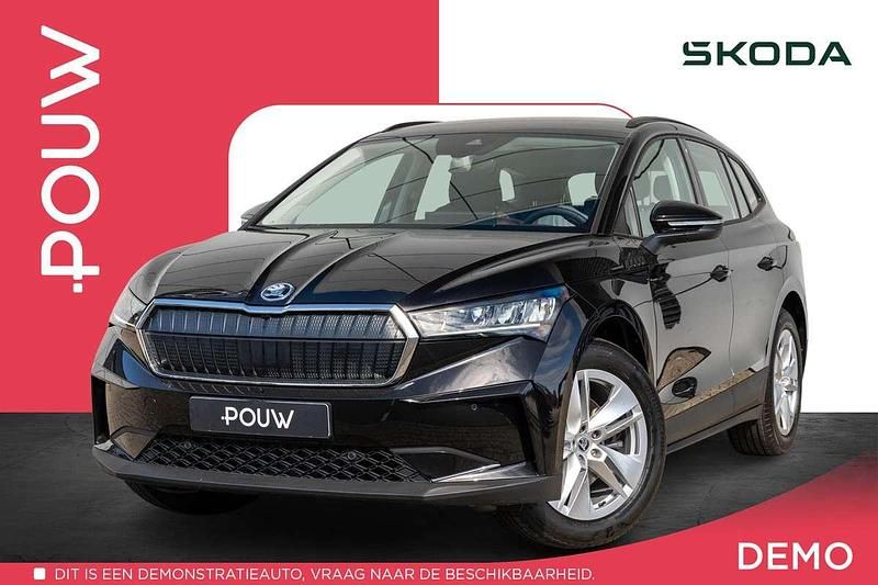Zwart Nieuw 2025 Skoda Enyaq iV Selection SUV | € 45.020 - Afbeelding 1/4