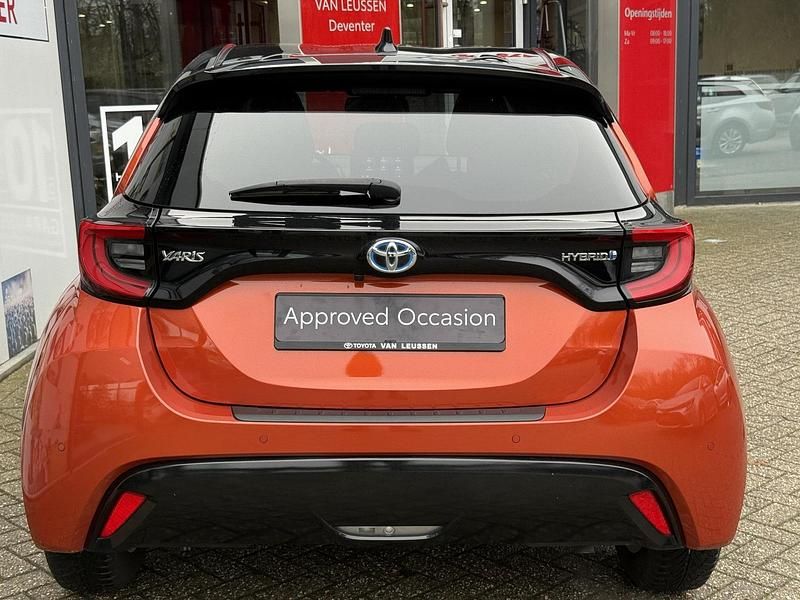 Occasion Toyota Yaris Executive 116 PK (85 kW) 2022 Oranje Hatchback