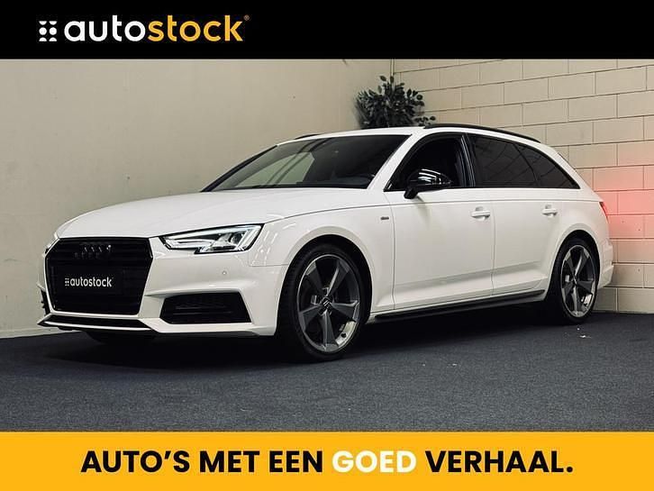Wit Gebruikt 2018 Audi A4 S-Line Stationwagen | € 22.499 (Duur) - Afbeelding 1/4