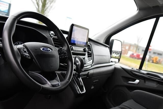 Occasion Ford Transit Custom Limited 170 PK (125 kW) 2023 Zwart (metallic) Van