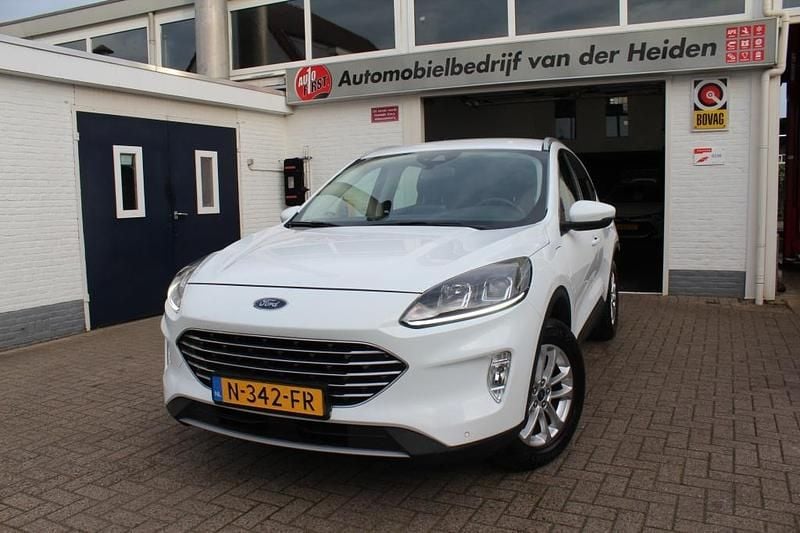 Wit Gebruikt 2021 Ford Kuga Titanium SUV | € 20.950 (Super prijs) - Afbeelding 1/4