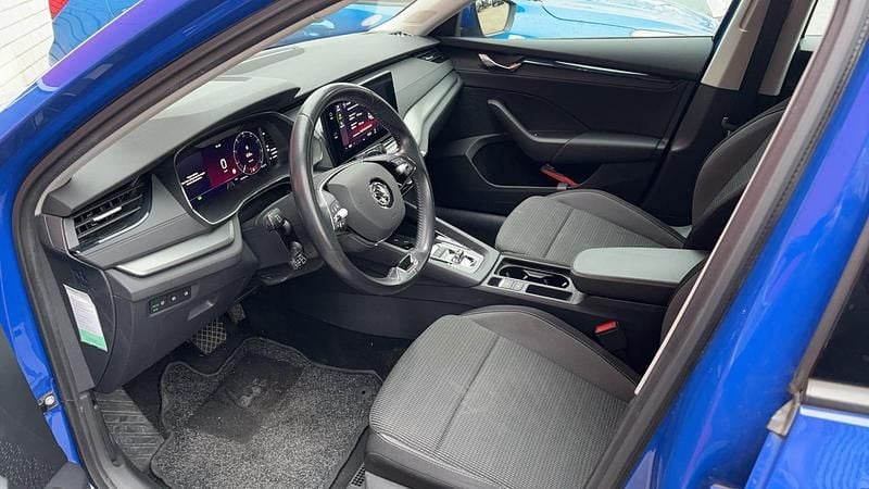 Occasion Skoda Octavia Business Line 2021 Blauw Stationwagen