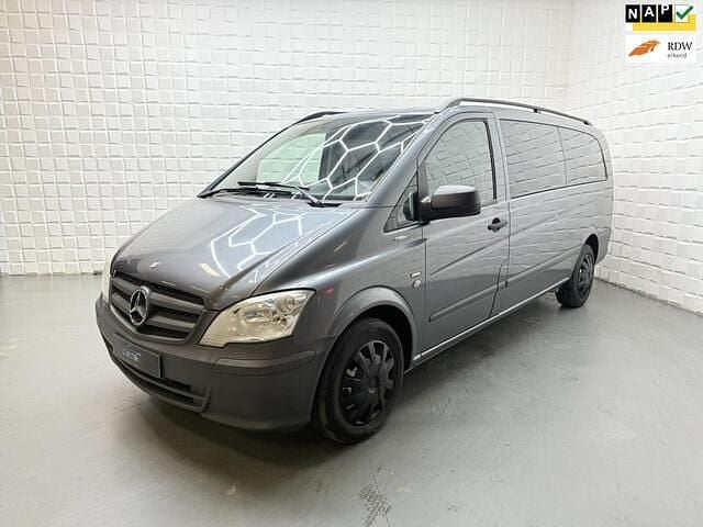 Grijs Gebruikt 2011 Mercedes Vito MPV | € 9.999 - Afbeelding 1/4
