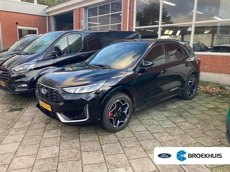 Zwart Gebruikt 2024 Ford Kuga ST-Line X SUV | € 42.895 (Duur) - Afbeelding 1/2