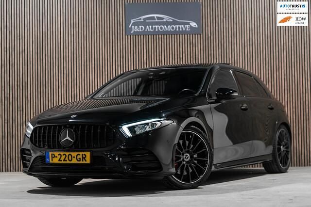 Zwart Gebruikt 2020 Mercedes A250 Premium Plus Hatchback | € 27.400 (Goede deal) - Afbeelding 1/4