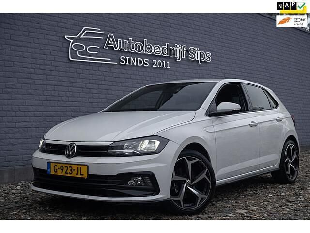 Wit Occasion 2019 VW Polo Beats Hatchback | € 10.000 (Eerlijke prijs) - Afbeelding 1/4