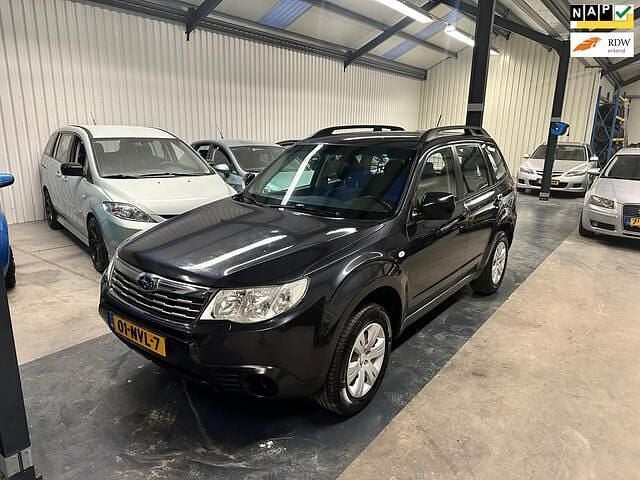 Grijs Gebruikt 2010 Subaru Forester SUV | € 9.950 (Goede deal) - Afbeelding 1/4