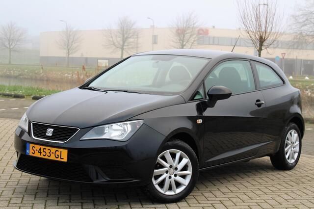 Zwart Gebruikt 2012 Seat Ibiza Style Hatchback | € 6.450 (Eerlijke prijs) - Afbeelding 1/4