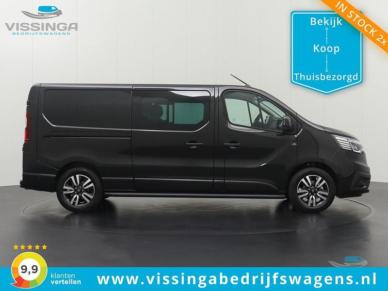 Zwart Occasion 2024 Renault Trafic Luxe MPV | € 39.850 (Eerlijke prijs) - Afbeelding 1/4