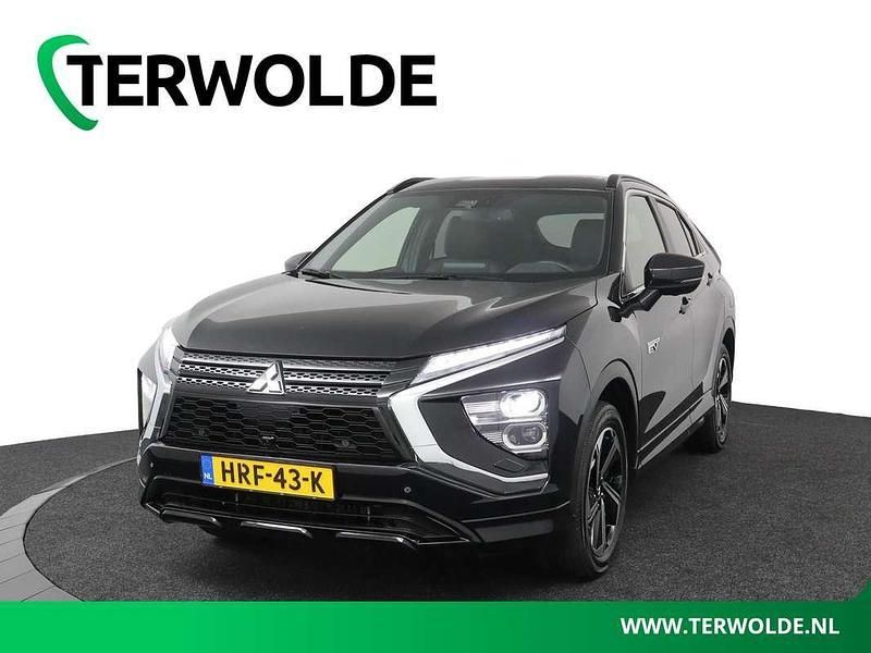 Zwart Gebruikt 2023 Mitsubishi Eclipse Cross Intense+ SUV | € 24.900 (Eerlijke prijs) - Afbeelding 1/4