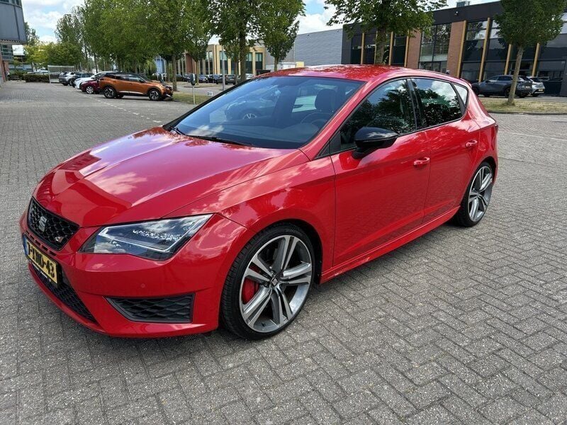 Rood Gebruikt 2014 Cupra Leon Hatchback | € 19.995 (Eerlijke prijs) - Afbeelding 1/4