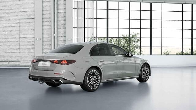 Nieuw Mercedes E300 Sport Edition 204 PK (150 kW) 2026 Grijs Sedan